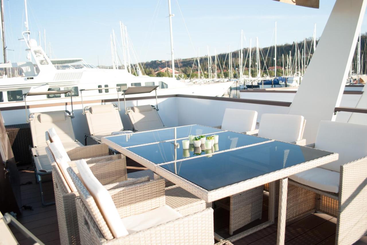 Floating House Blue Moon Villa Portoroz Ngoại thất bức ảnh